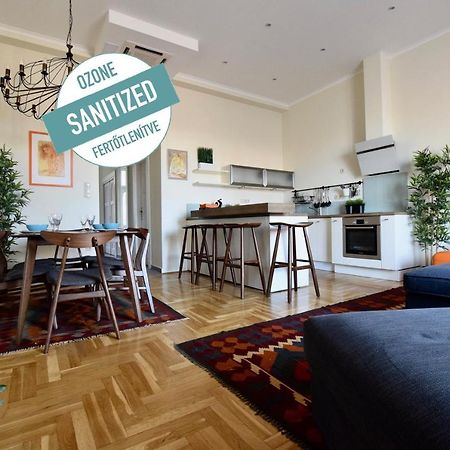Luxury Apartment By Hi5 - Kiraly Street Suite Budapest Exteriör bild