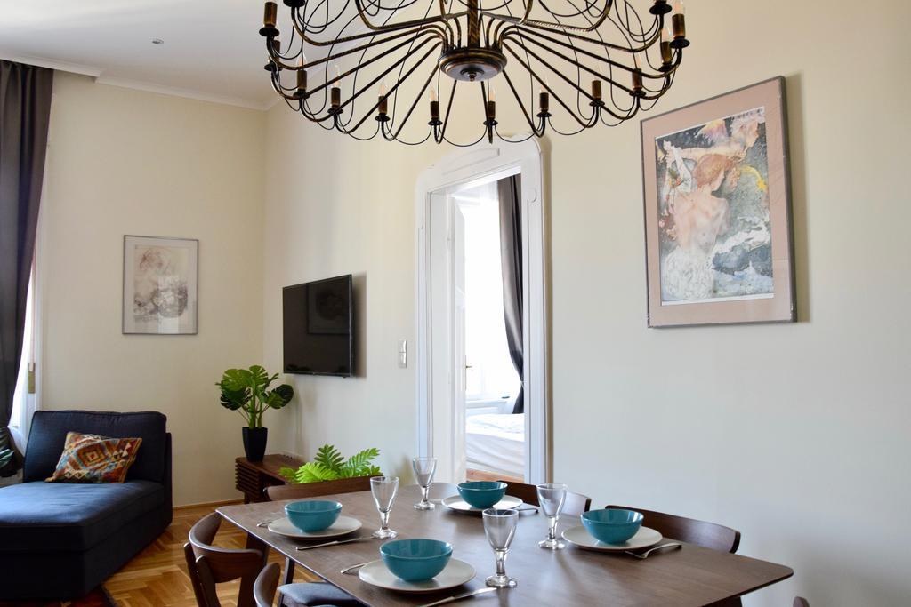 Luxury Apartment By Hi5 - Kiraly Street Suite Budapest Exteriör bild