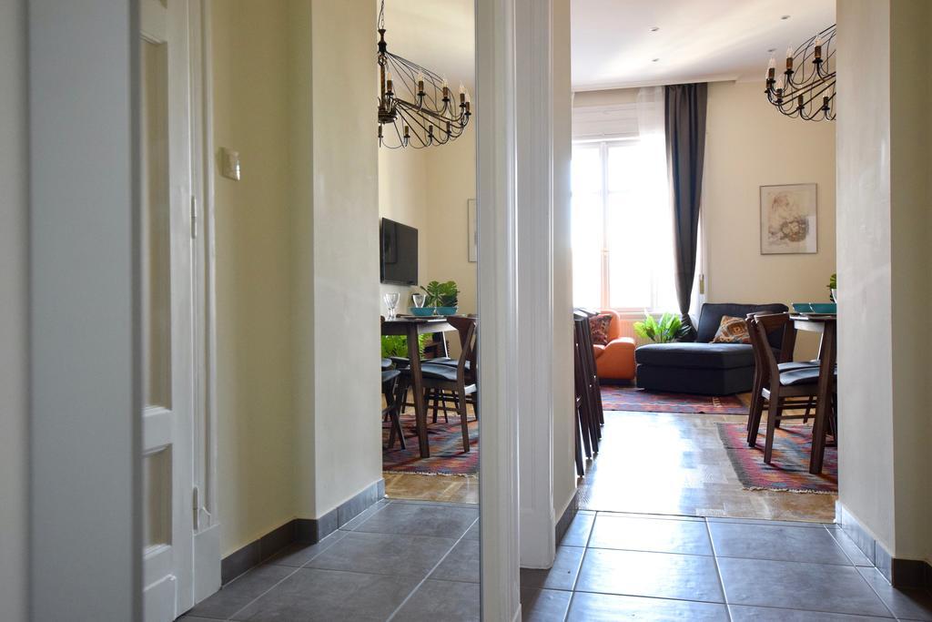 Luxury Apartment By Hi5 - Kiraly Street Suite Budapest Exteriör bild