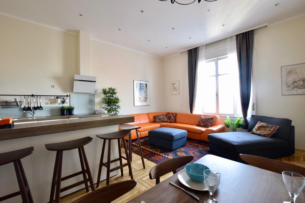Luxury Apartment By Hi5 - Kiraly Street Suite Budapest Exteriör bild